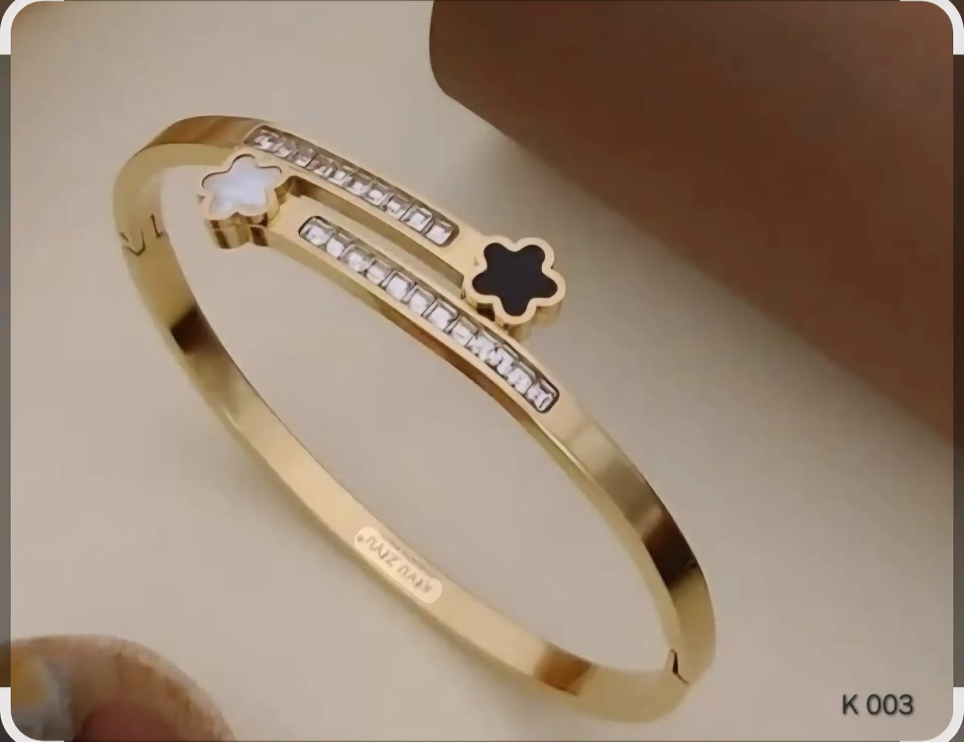 K 003 Anti-tarnish stainless steel Bangle
