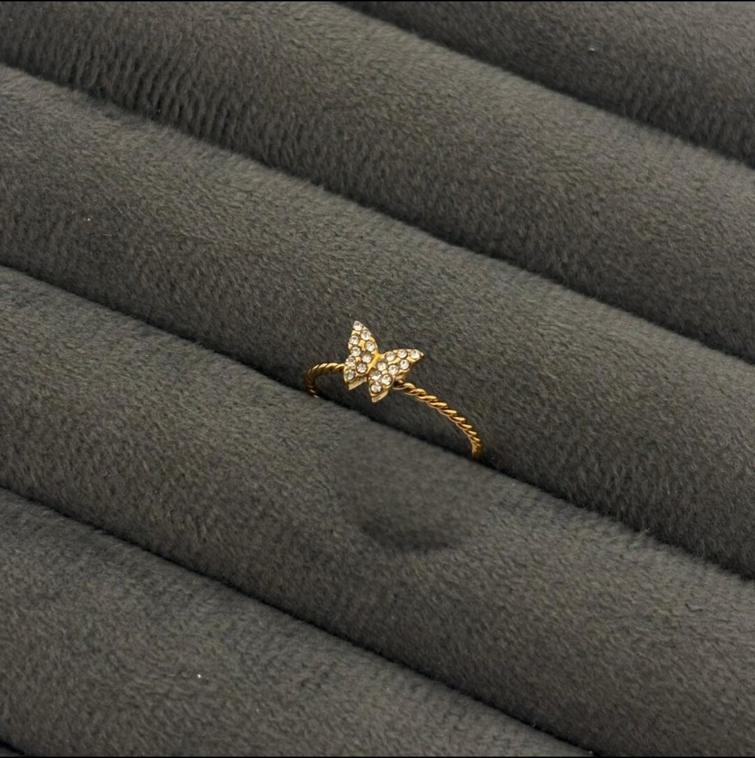 Anti-tarnish ring